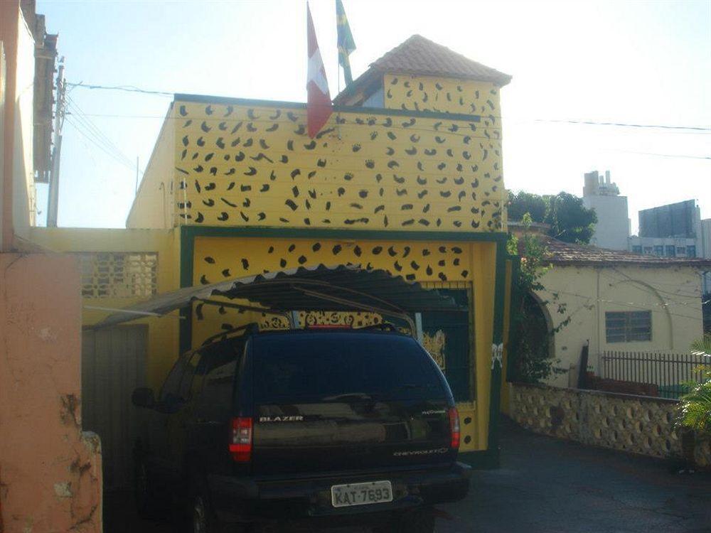 Hotel Pousada And Safari กูยาบา ภายนอก รูปภาพ